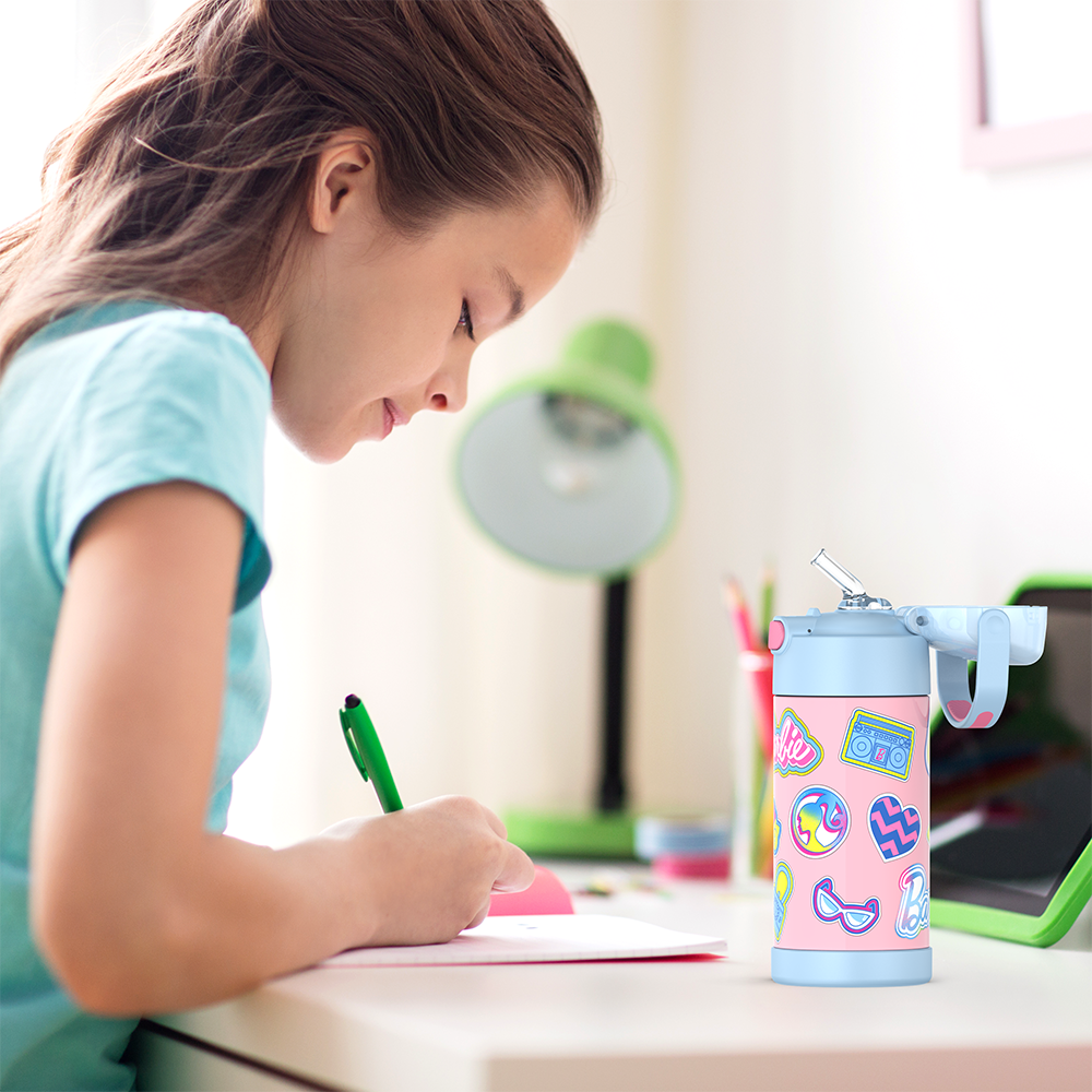 f4105ba_barbie_12ozbottle_lifestyle_pdp.png
